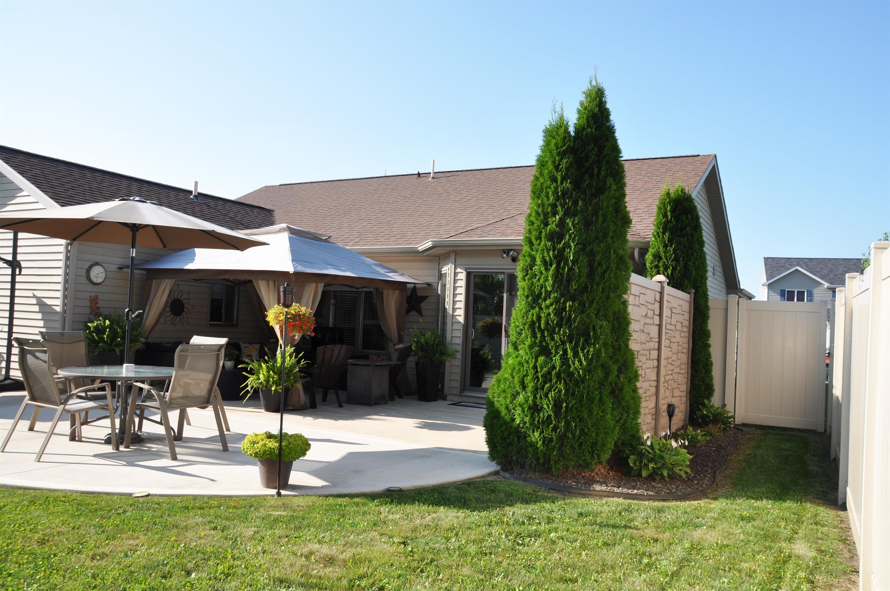 2523 Stonecrop Road Huntertown, IN 46748 - Photo 3 of 23