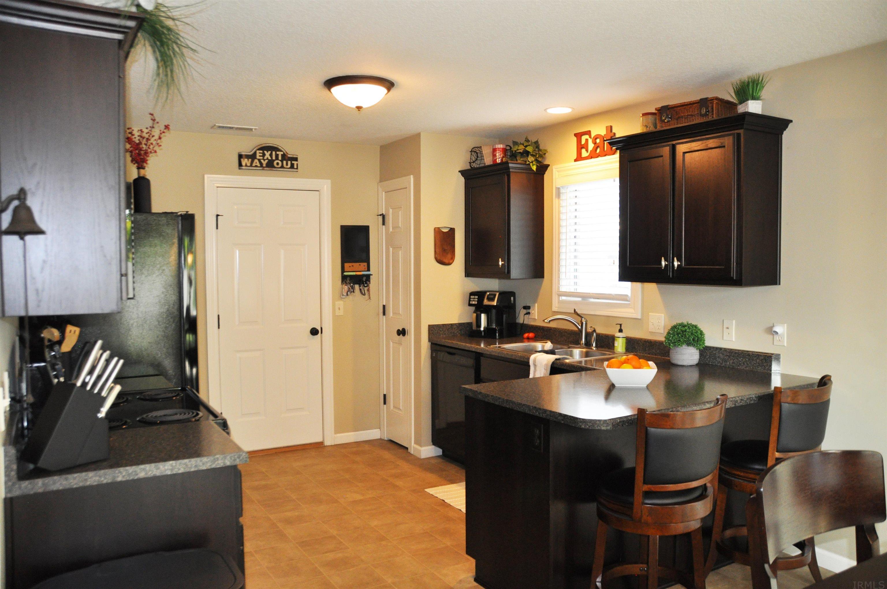 2523 Stonecrop Road Huntertown, IN 46748 - Photo 10 of 23