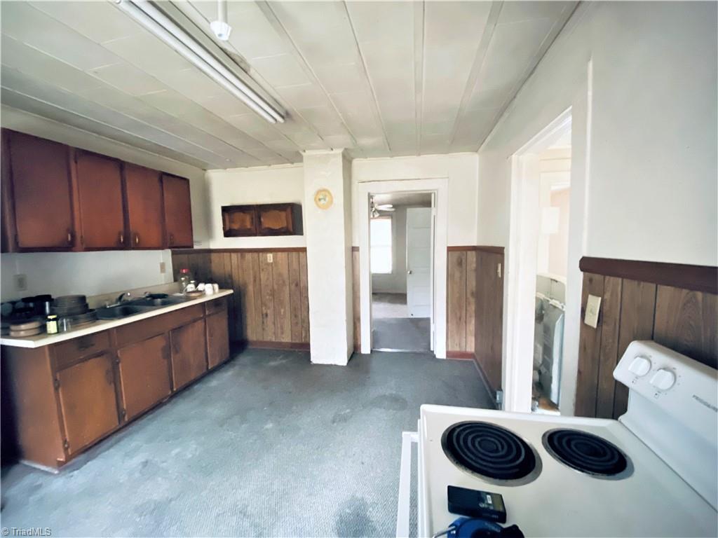 151 Cardinal Road Madison, NC 27025 - Photo 13 of 33