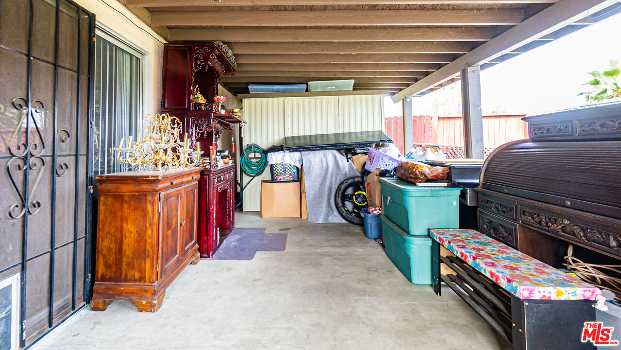 586 San Dimas Street Hemet, CA 92545 - Photo 21 of 30 a view of storage and utility room