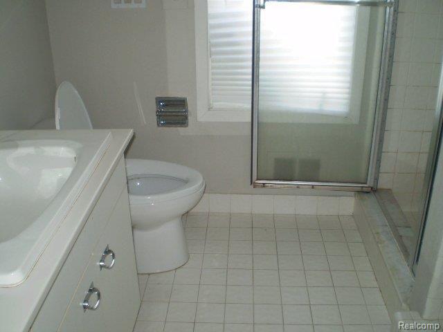 3856 Quarton Road Bloomfield Hills, MI 48302 - Photo 21 of 25 P1010020.JPG