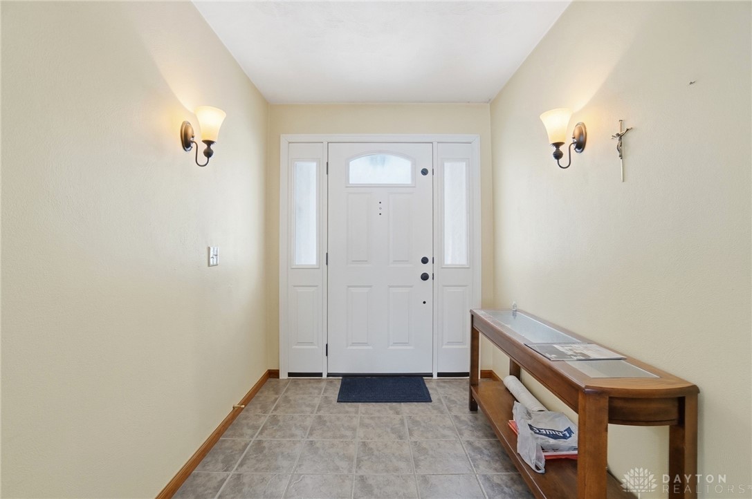 2763 Ferry Road Bellbrook, OH 45305 - Photo 7 of 52