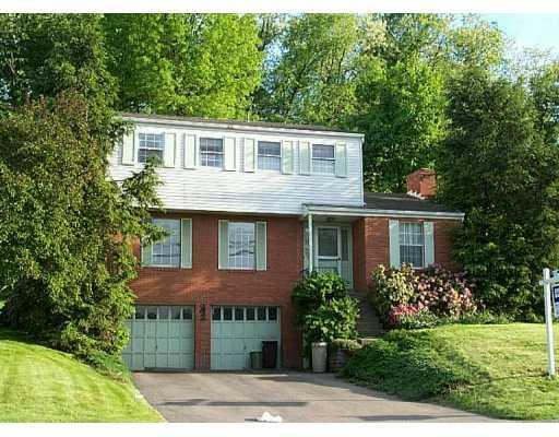 598 Sangree Road Pittsburgh, PA 15237 - Photo 1 of 5 Exterior Front.