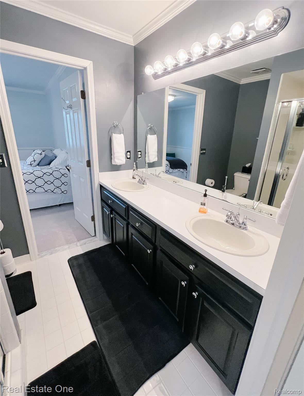 2014 Mapleridge Road Rochester, MI 48309 - Photo 38 of 53 38.jpg