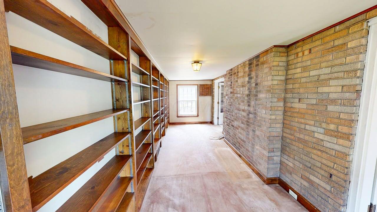 247 South Ardmore Road Columbus, OH 43209 - Photo 9 of 55 247 S Ardmore4