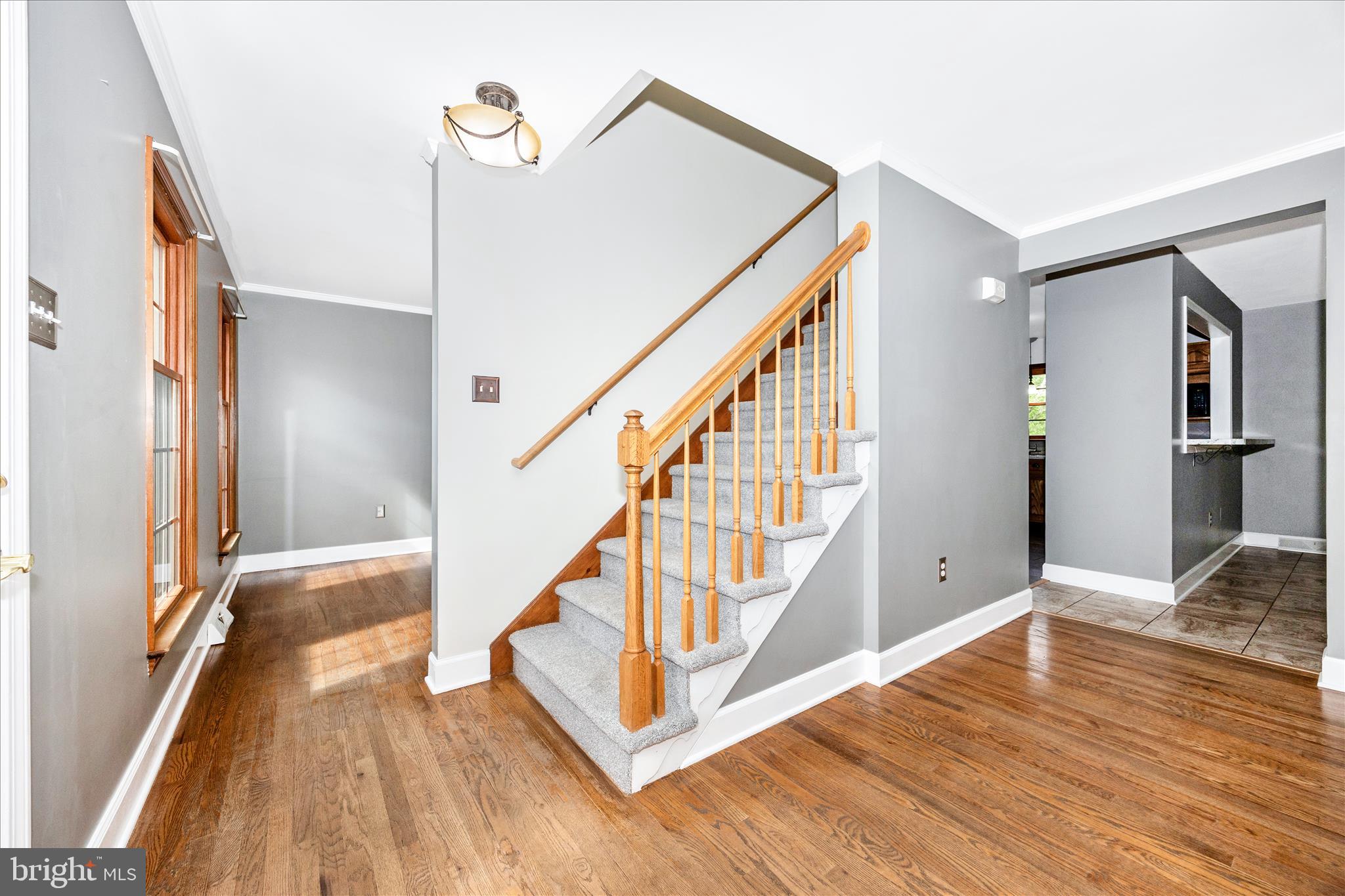 47 Stanford Road Hagerstown, MD 21742 - Photo 21 of 54 21-Staircase