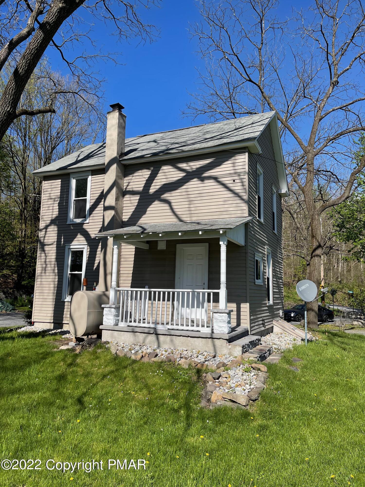 353 Learn Road Tannersville, PA 18372 - Photo 3 of 19 IMG_2049