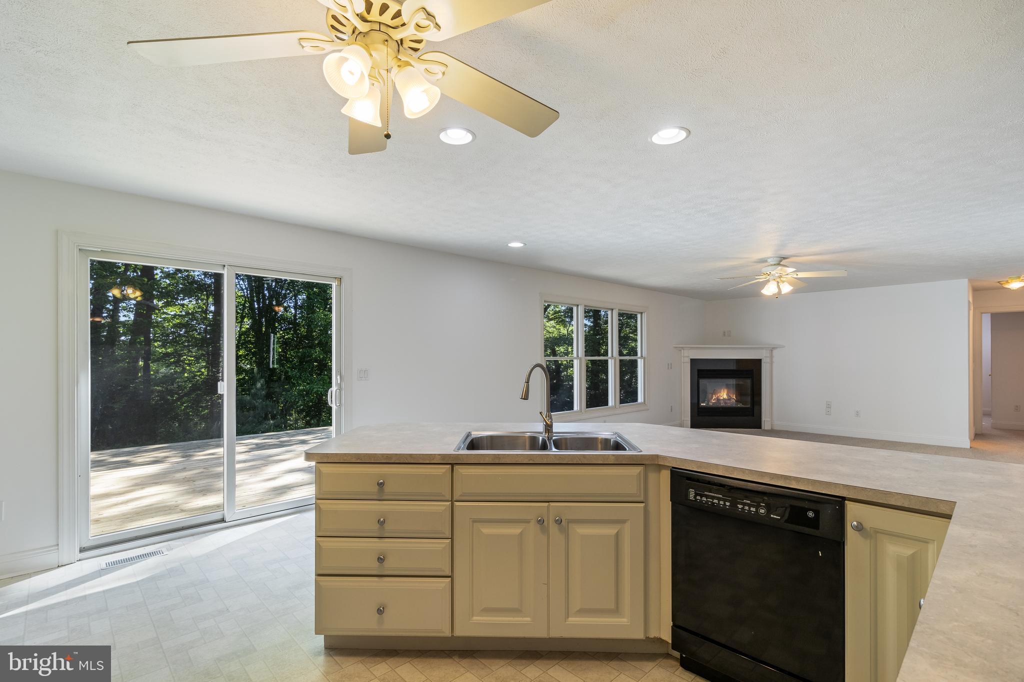 24780 Old 3 Notch Road Hollywood, MD 20636 - Photo 11 of 28