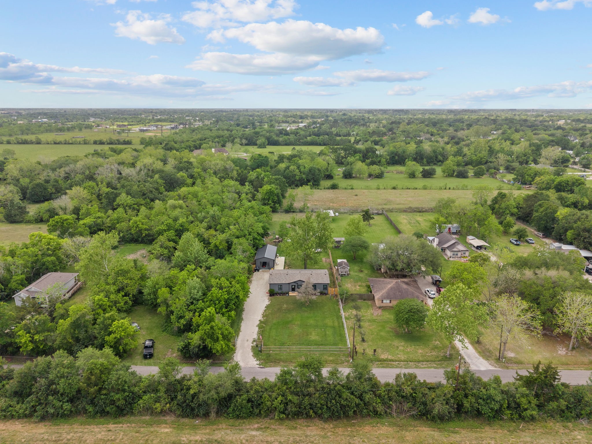 1510 Rymal Road Santa Fe, TX 77511 - Photo 3 of 47