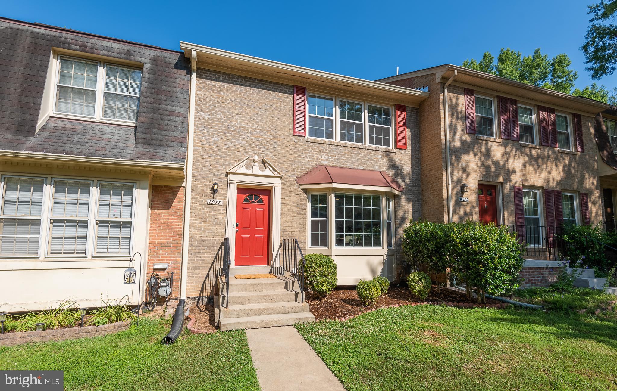 8977 Omega Court Springfield, VA 22152 - Photo 2 of 29 Beautiful 8977 Omega Ct