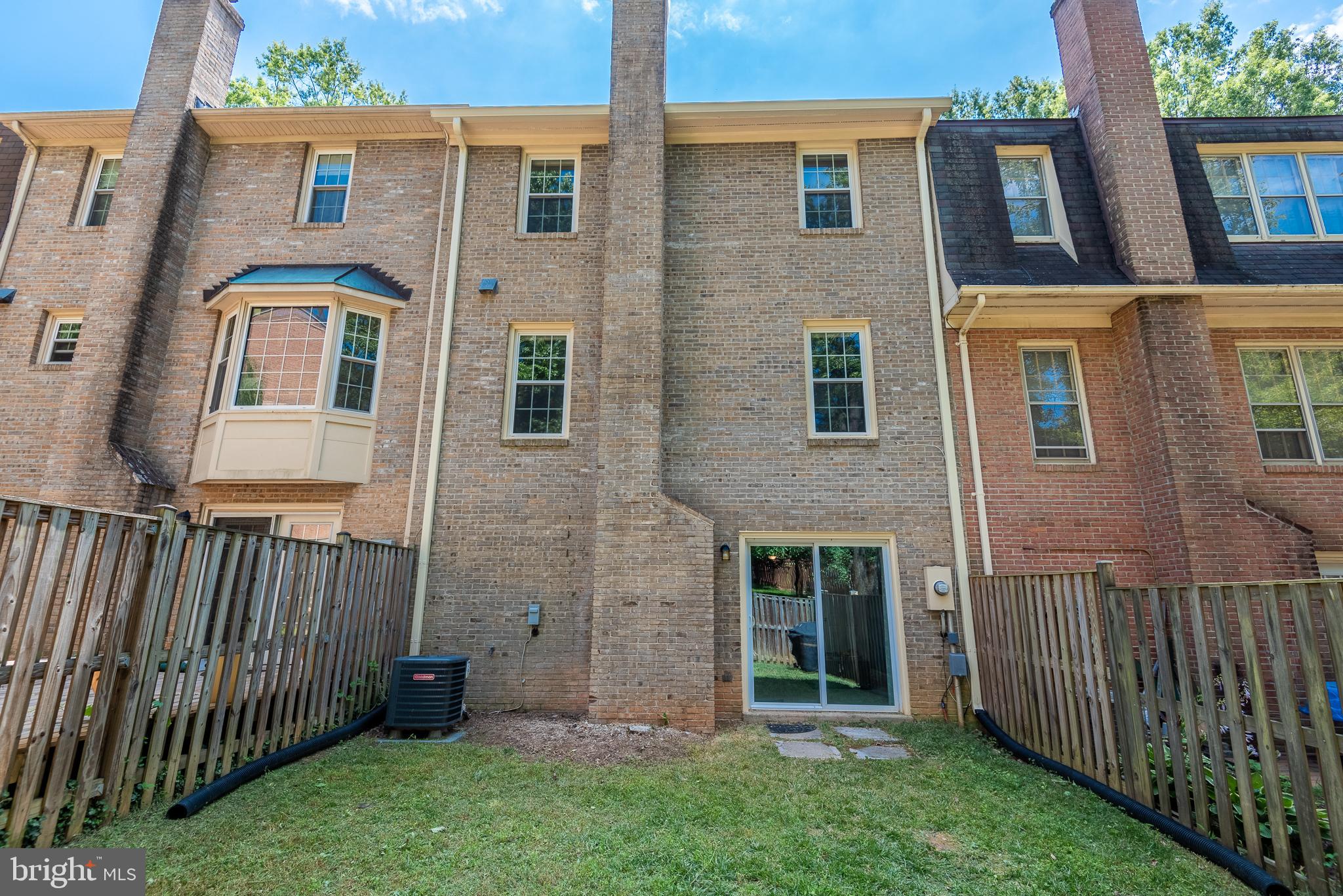 8977 Omega Court Springfield, VA 22152 - Photo 28 of 29 Gallery Image 28
