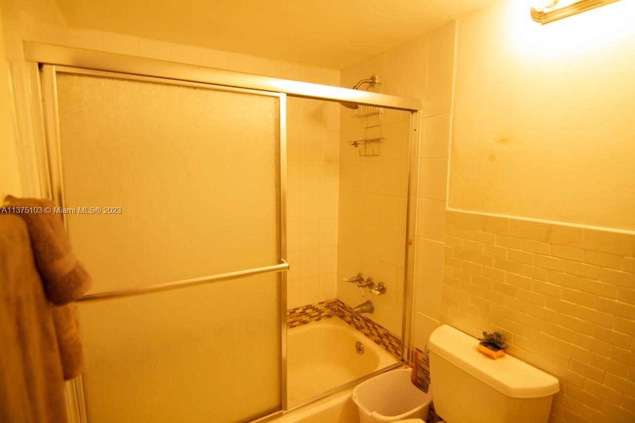 753 Michigan Avenue, Unit 2C Miami Beach, FL 33139 - Photo 7 of 19