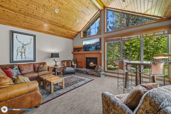 $939,000 | 57163 Fremont Drive, Unit 13, Sunriver, OR 97707