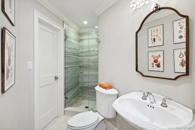 $9,000 | 39 Smugglers Path, Riverhead, NY 11901