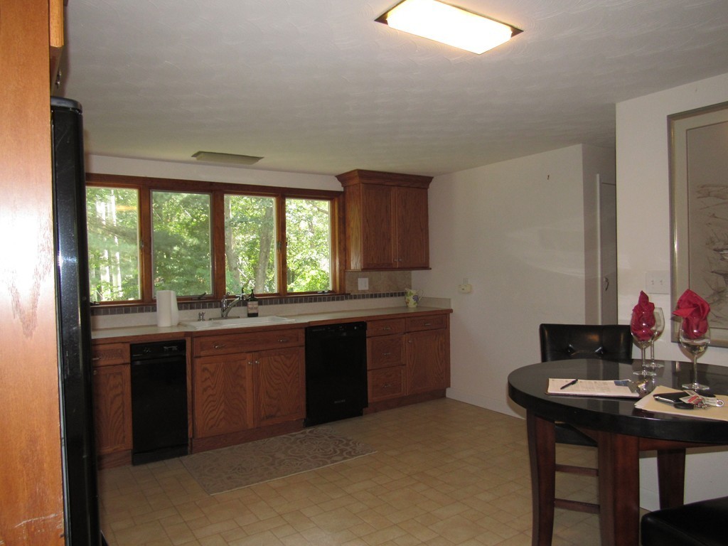22 Tower Brook Road Hingham, MA 02043 - Photo 6 of 19 Gallery Image 6