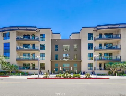 $1,290,000 | 402 Rockefeller, Unit 406, Irvine, CA 92612