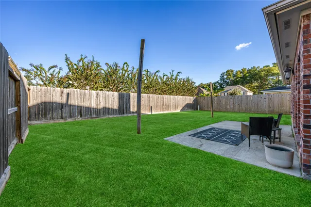 $328,800 | 23106 Oxbow Trail, Spring, TX 77373