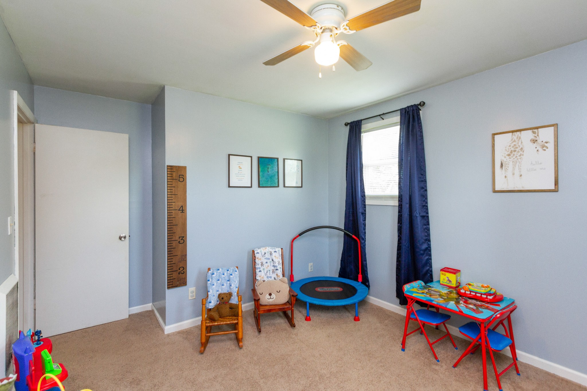 1940 Austin Road Lafayette, TN 37083 - Photo 33 of 41 a bedroom with furniture and a window