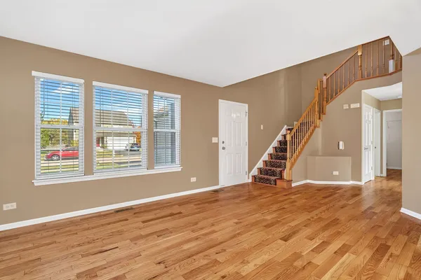 $454,999 | 2509 Rosehall Lane, Aurora, IL 60503