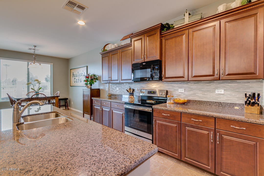 14366 West Coronado Road Goodyear, AZ 85395 - Photo 27 of 57 28-Coronado