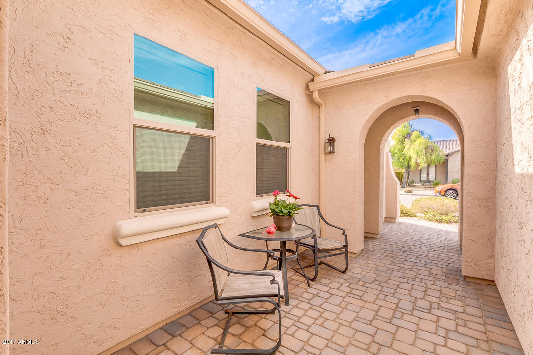 14366 West Coronado Road Goodyear, AZ 85395 - Photo 5 of 57 06-Coronado