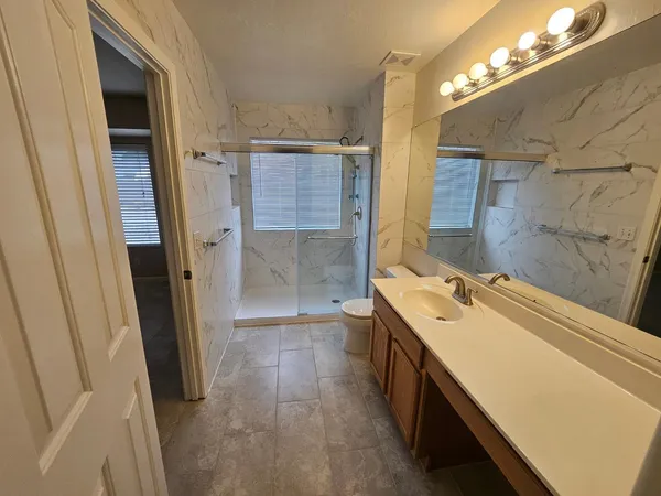 $2,395 | 2863 East Oakland Court, Gilbert, AZ 85295