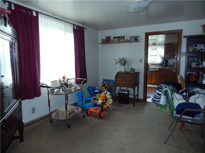138 Galley Road Canonsburg, PA 15317 - Photo 6 of 12 Dining Room.