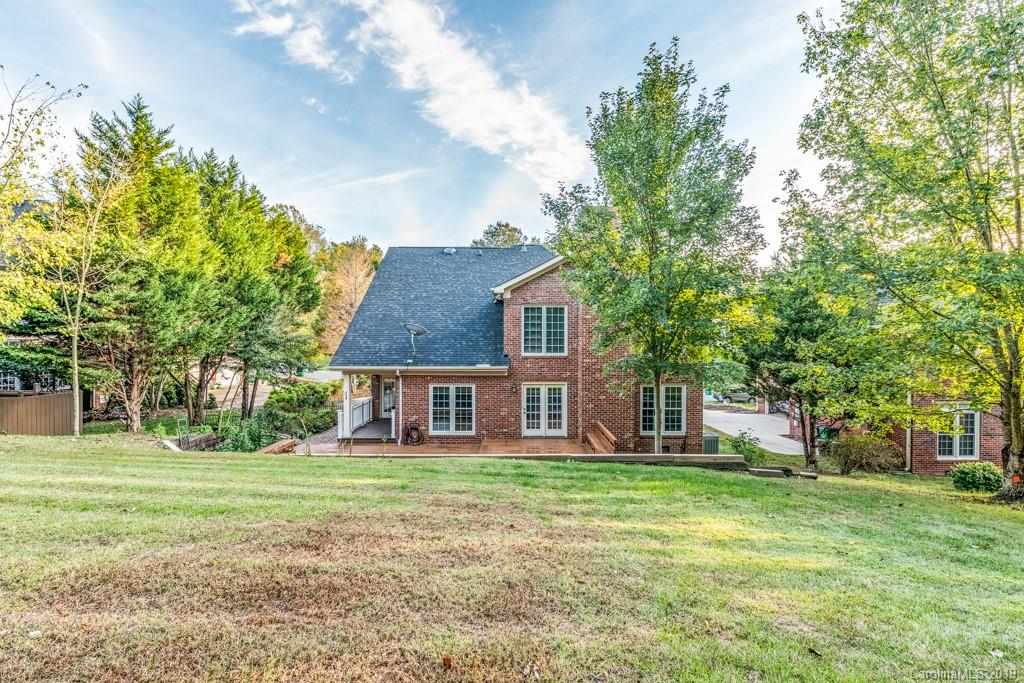 120 Sardis Pointe Road Charlotte, NC 28105 - Photo 33 of 36 Gallery Image 33