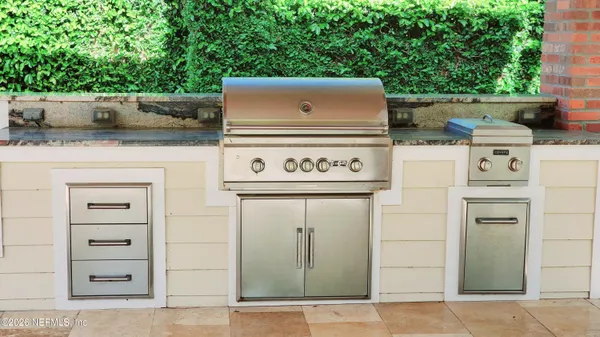 $925,000 | 3672 Cathedral Oaks Place North, Jacksonville, FL 32217