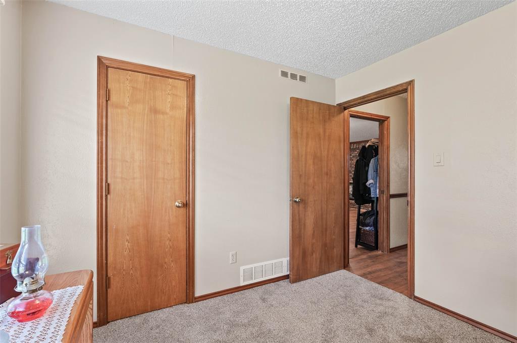 108 Carlin Road Mansfield, TX 76063 - Photo 33 of 40 a view of room with an empty room