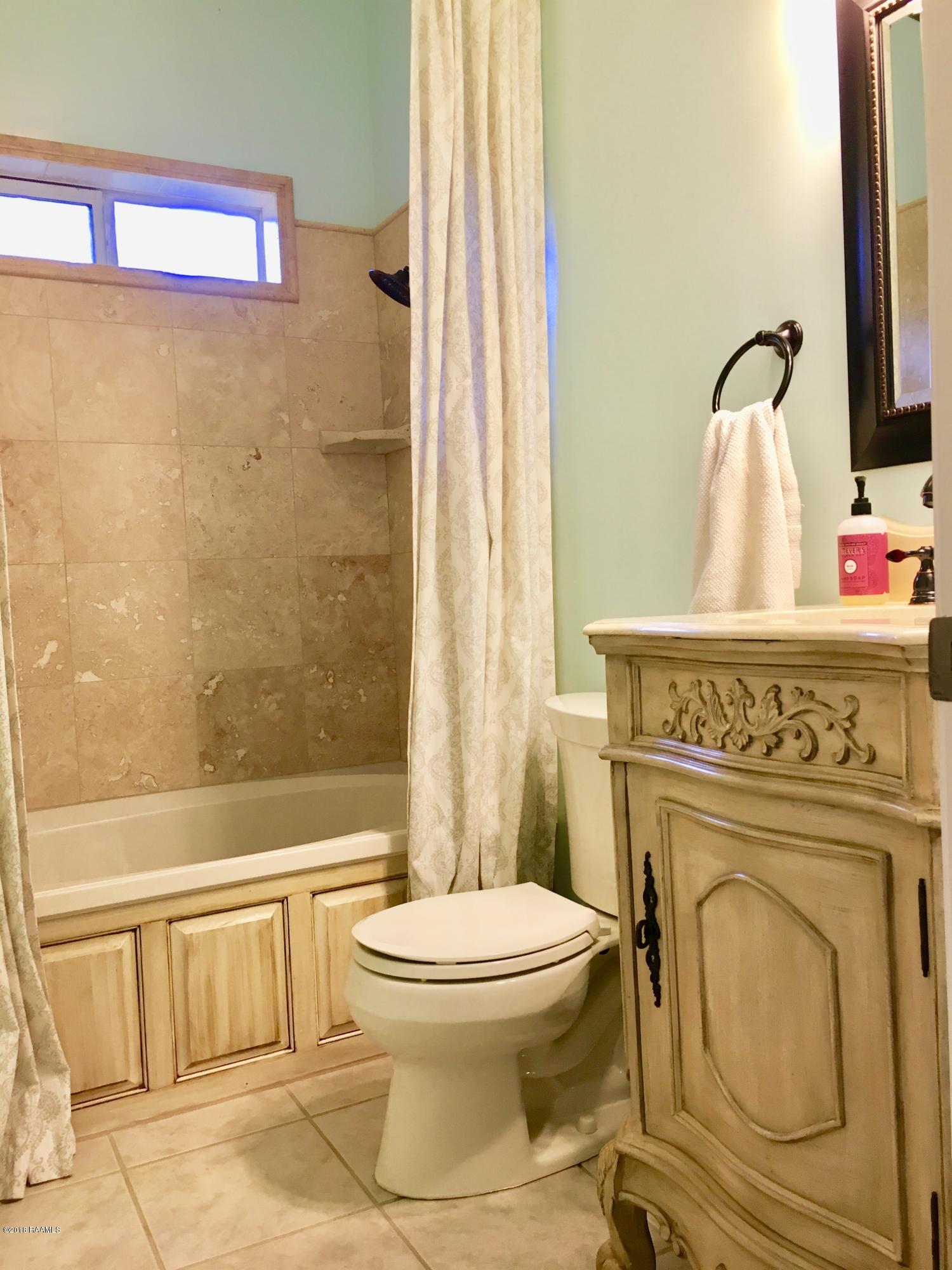 209 Douglas Road Lafayette, LA 70507 - Photo 6 of 13 11