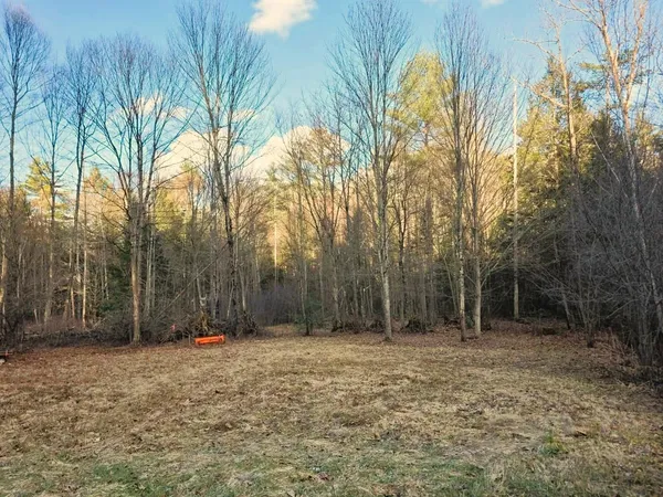 $110,000 | 69 Old Hvn Lane, Putney, VT 05346