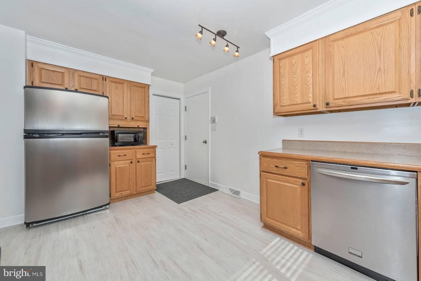 7132 Linganore Road Frederick, MD 21701 - Photo 4 of 22 Kitchen