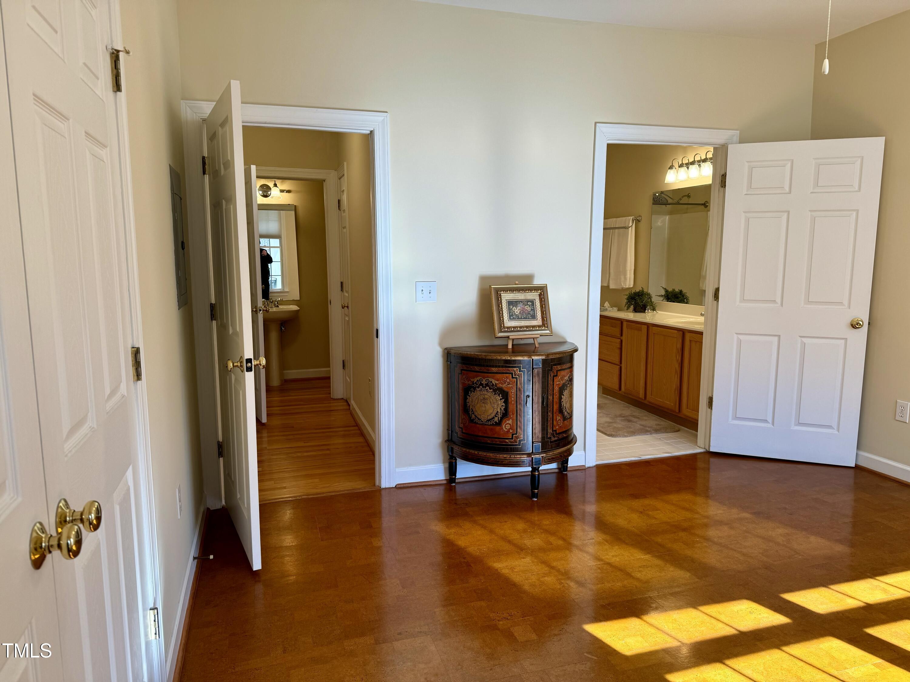 522 Aberdeen Drive, Unit 106 Chapel Hill, NC 27516 - Photo 18 of 68 IMG_5682