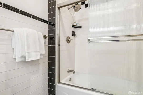 $1,099,000 | 2927 Buchanan Street, San Francisco, CA 94123