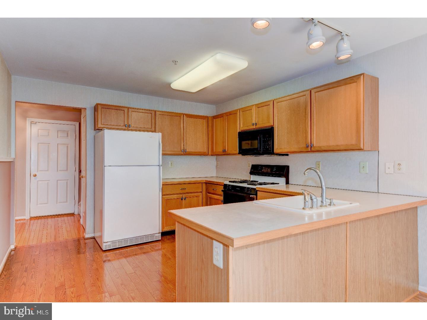 33 Hampton Court Eagleville, PA 19403 - Photo 11 of 24