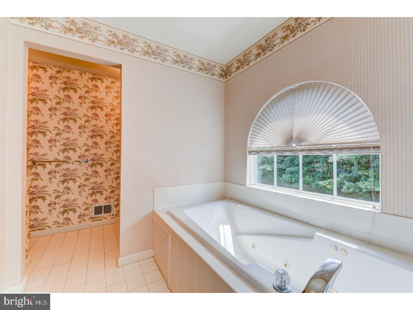 33 Hampton Court Eagleville, PA 19403 - Photo 15 of 24