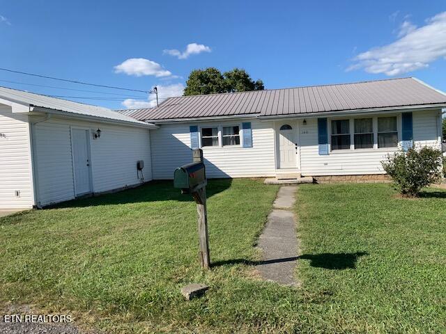 140 Diamond Circle Newport, TN 37821 - Photo 3 of 45 36