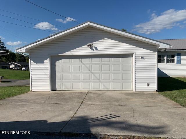 140 Diamond Circle Newport, TN 37821 - Photo 4 of 45 37