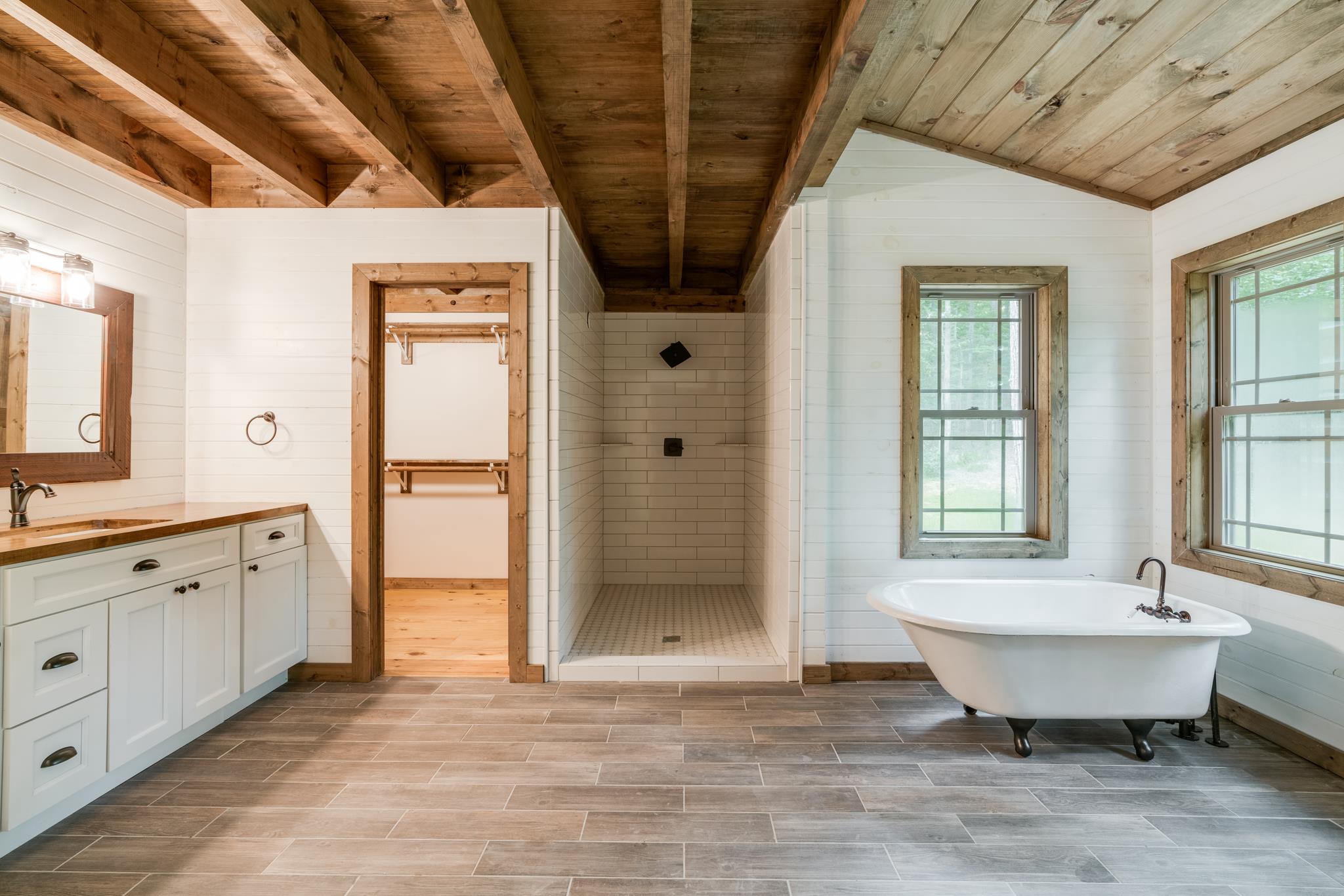 5475 Parker Branch Road Franklin, TN 37064 - Photo 17 of 29 2nd master bathroom with custom bathtub, double vanities, and walk-in shower