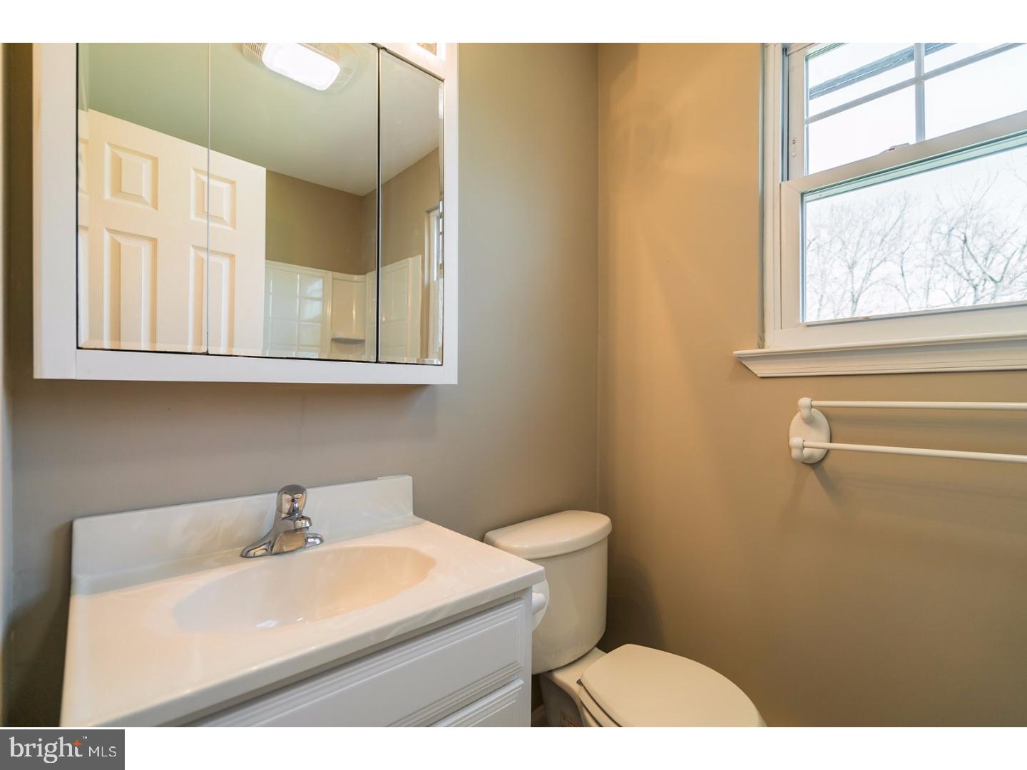 404 Dresher Road, Unit E Horsham, PA 19044 - Photo 17 of 22 Gallery Image 17