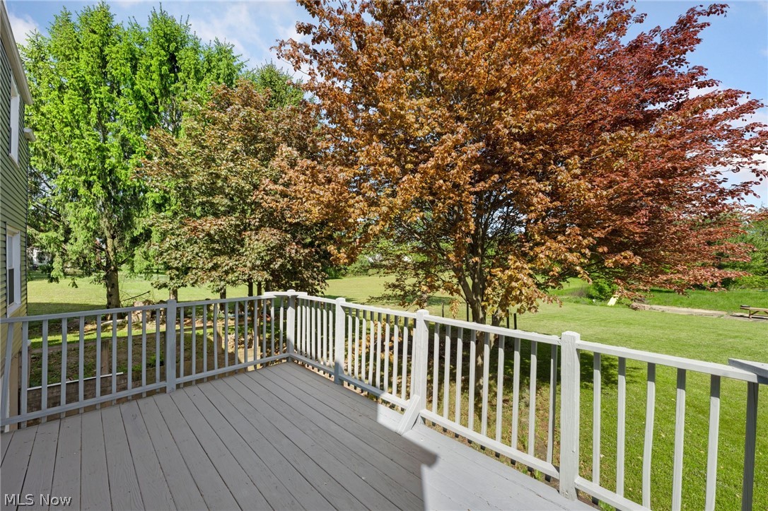 38322 Sugar Ridge Road North Ridgeville, OH 44039 - Photo 25 of 29