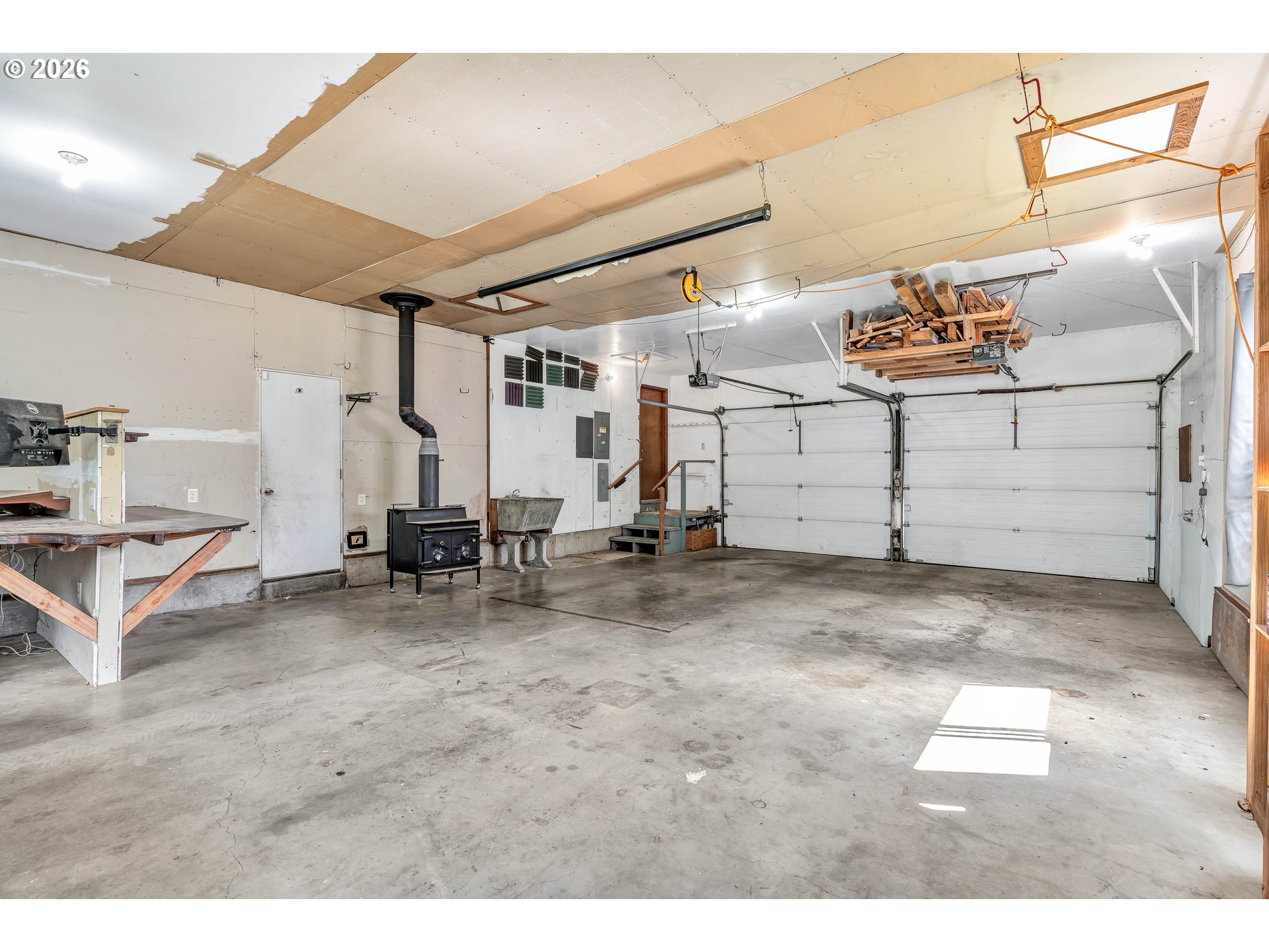 8025 Southwest Schiller Road Portland, OR 97225 - Photo 39 of 48