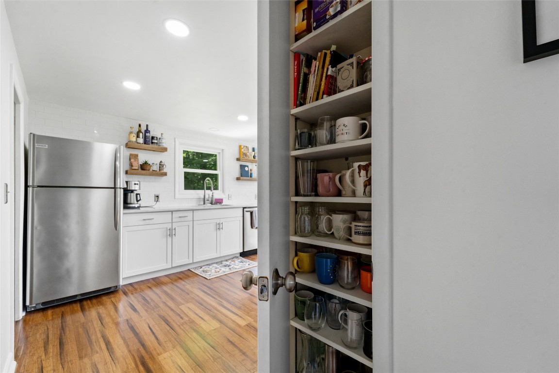 301 Meeker Road Vestal, NY 13850 - Photo 15 of 29 Gallery Image 15