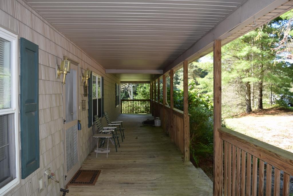 1284 Meadow Run Road Southeast Copper Hill, VA 24079 - Photo 13 of 51 DSC_0026 (1024x683)