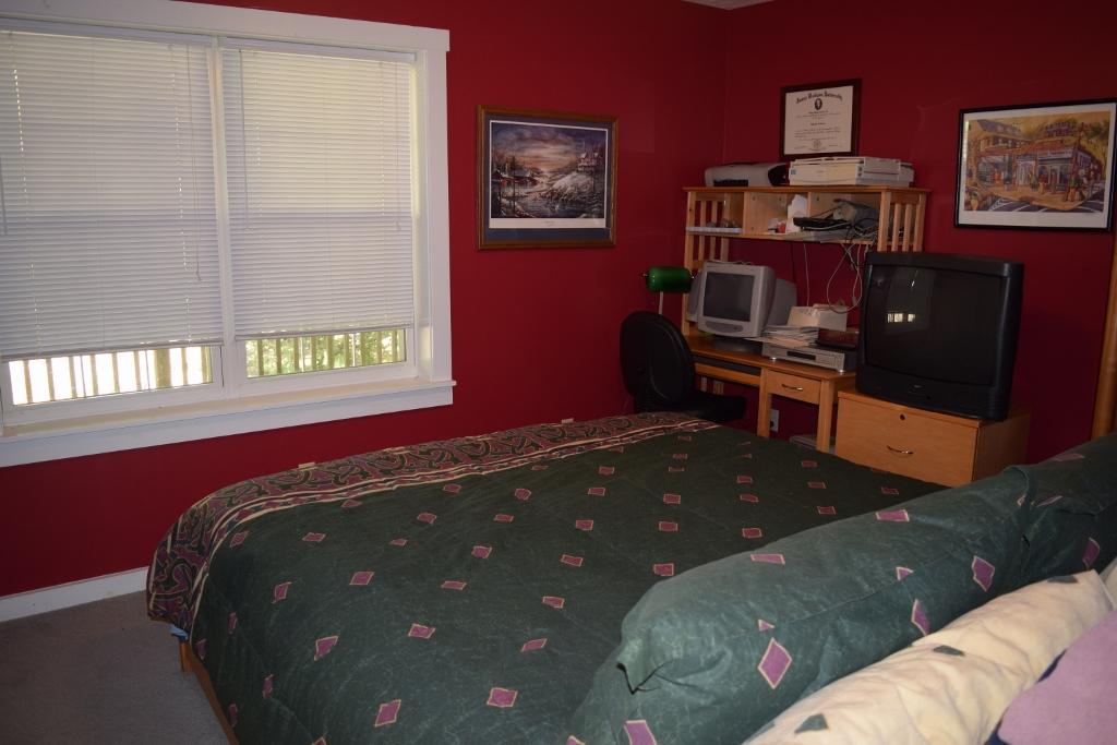 1284 Meadow Run Road Southeast Copper Hill, VA 24079 - Photo 24 of 51 DSC_0038 (1024x683)