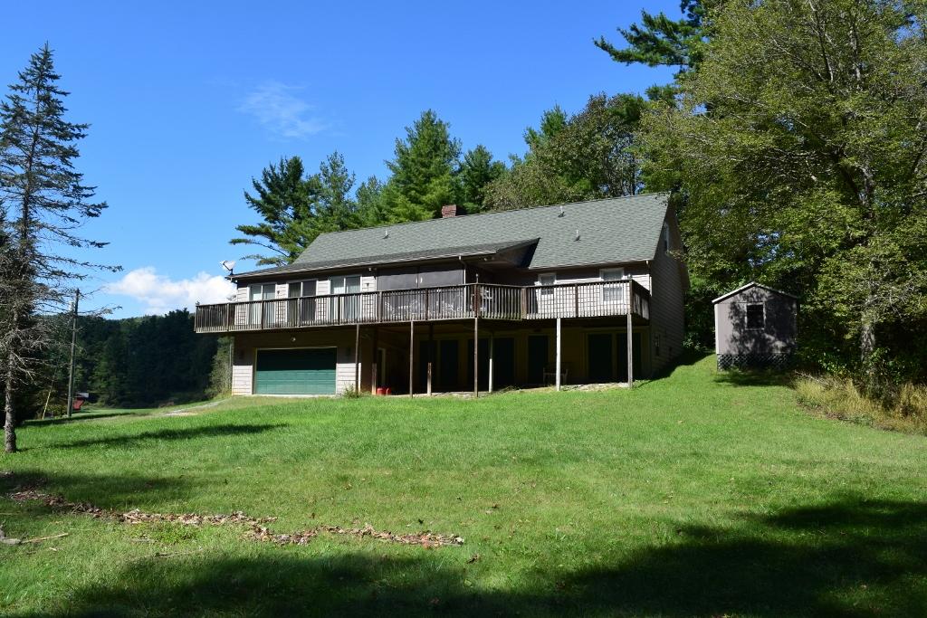 1284 Meadow Run Road Southeast Copper Hill, VA 24079 - Photo 10 of 51 DSC_0016 (1024x683)
