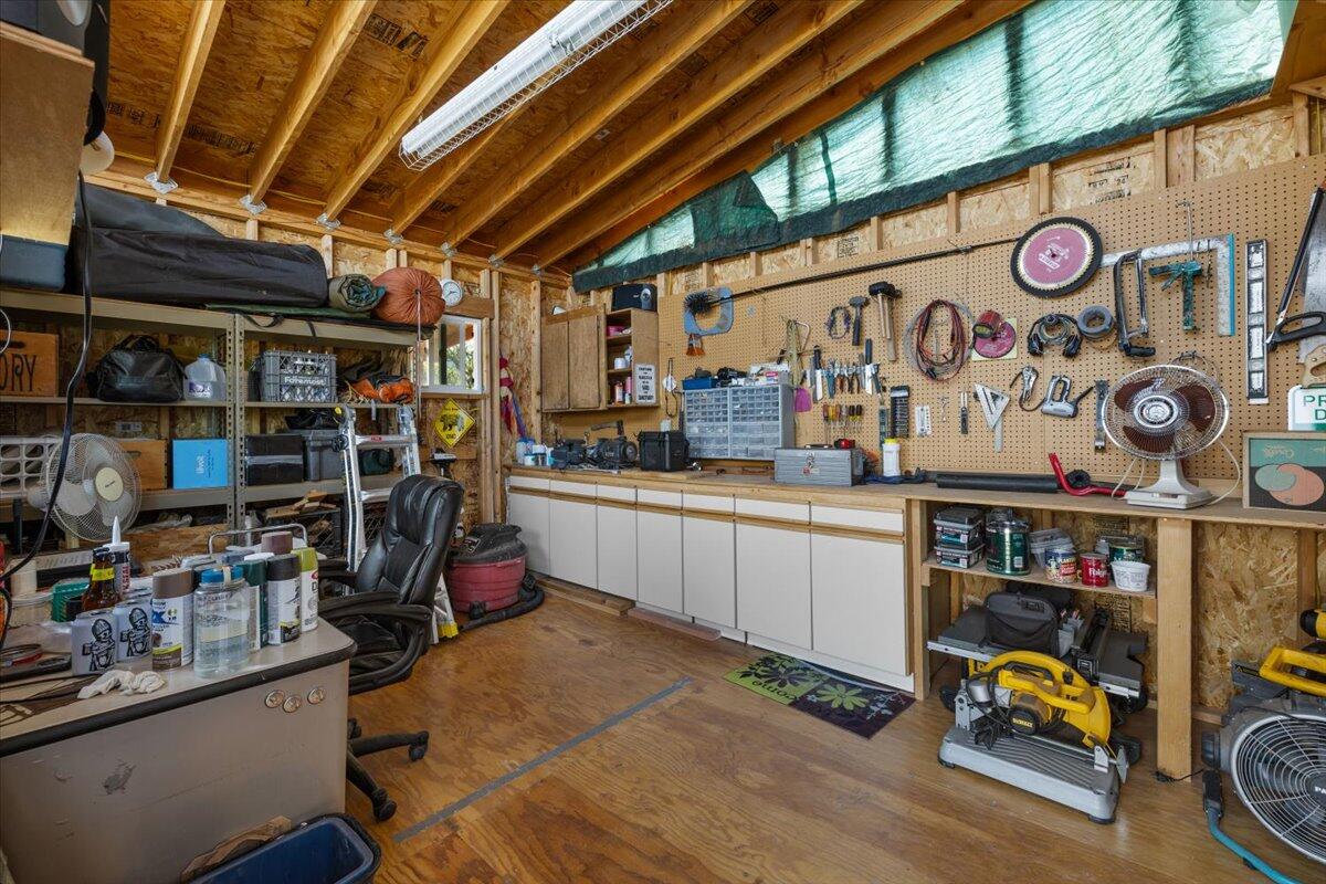 5229 Pioneer Road Medford, OR 97501 - Photo 41 of 62 Large shop with power, perfect for projects!