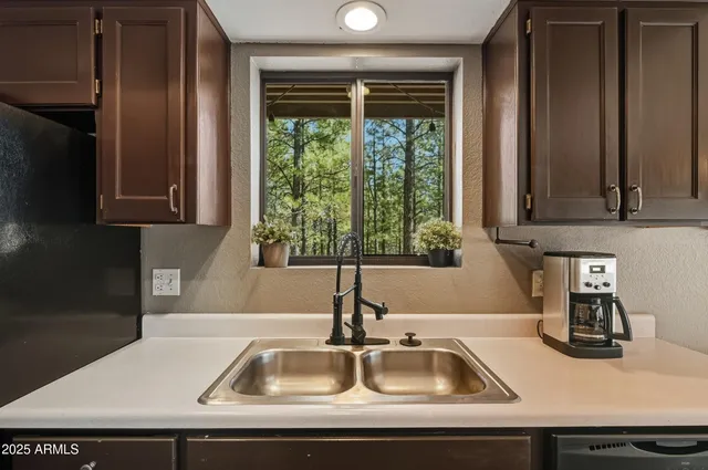 $484,500 | 2768 Apache Drive, Happy Jack, AZ 86024