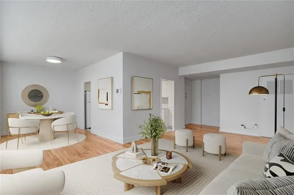 $189,950 | 333 West Meyer Boulevard, Unit 213, Kansas City, MO 64113